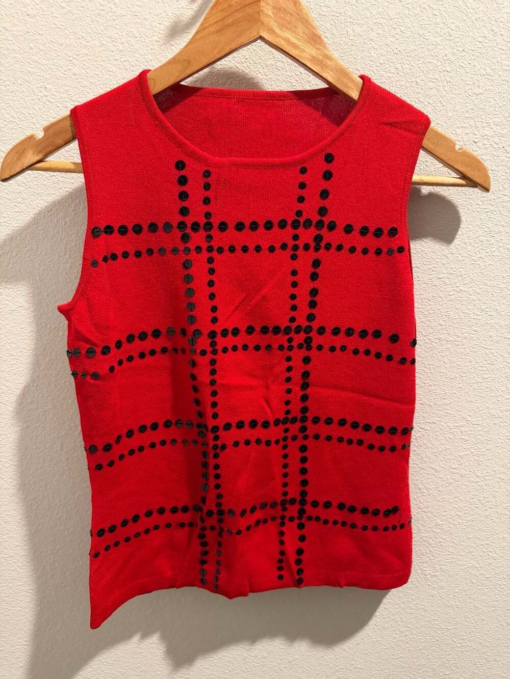 Vintage Inspired Red Sleeveless Knit Shell Top‎ with Black Sequin Grid Pattern